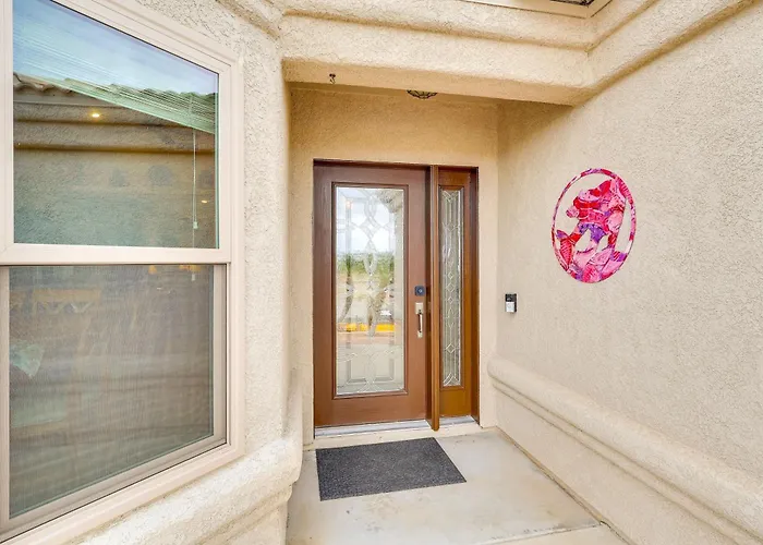 Holiday home 3 Mi To Havasu! Retreat W/ Poolside Oasis