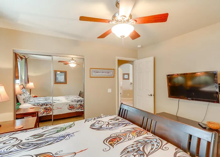 3 Mi To Havasu! Retreat W/ Poolside Oasis *