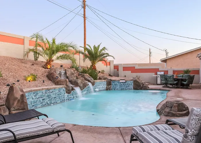 3 Mi To Havasu! Retreat W/ Poolside Oasis