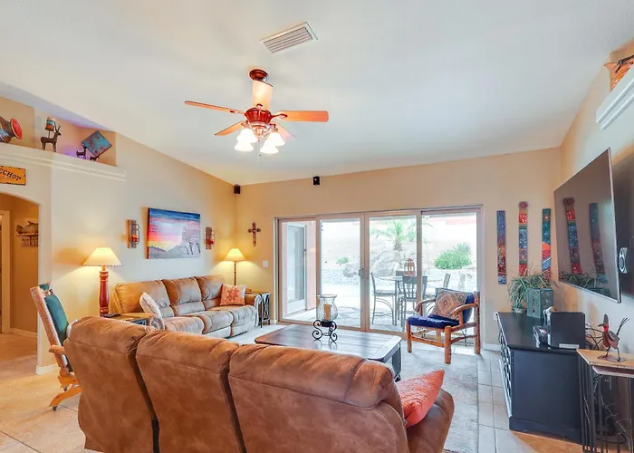 Holiday home 3 Mi To Havasu! Retreat W/ Poolside Oasis
